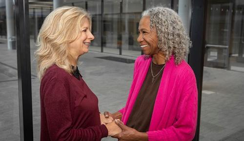 Chanel Ostasiewski, RN, a Trestle Tree health coach with the Tobacco Free Yale Assistance Program (left), meets with Wenifer Diggs. Photo credit: Harold Shapiro